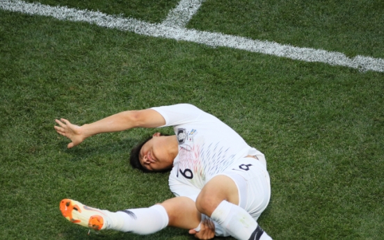 [World Cup] Korean left back to miss rest of tournament with hamstring injury