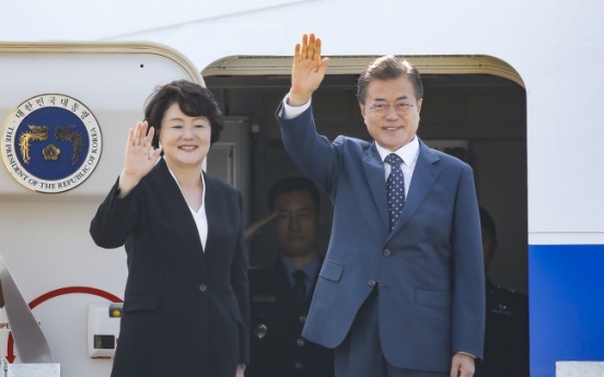 Moon heads to Russia for bilateral summit with Putin