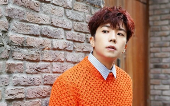 2PM’s Wooyoung to begin military service