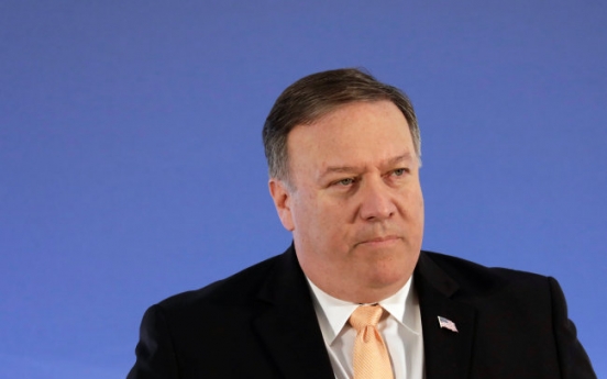 Pompeo discusses enforcement of NK sanctions with Chinese counterpart