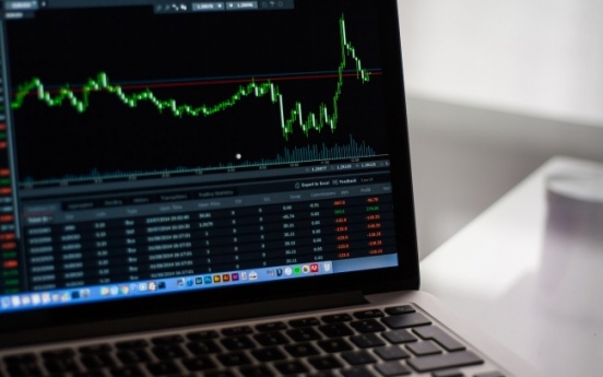 Retail investors buy net W9.5t worth of local shares in H1: data