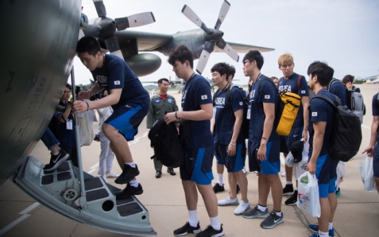 S. Korean delegation returns after trip to Pyongyang for basketball games