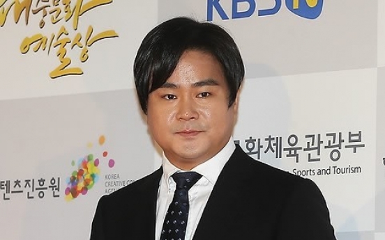 S.M. Entertainment composer Yoo Young-jin booked for false license plate