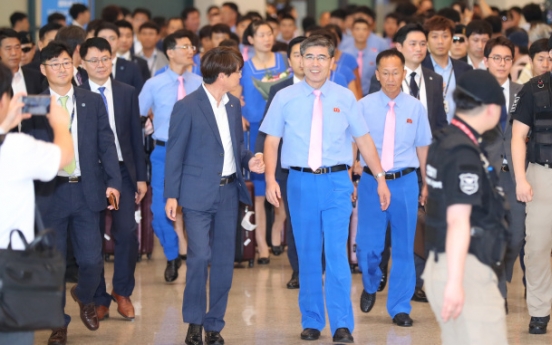 N. Korean athletes arrive in S. Korea for joint Asiad training