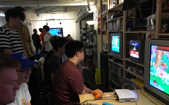 [Feature] Expats keep console game alive despite game’s lack of presence in Korea