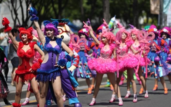 [Photo News] Early Halloween parade takes place in central Seoul