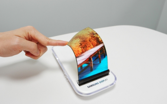 Will Samsung unveil world’s first foldable phone in November?