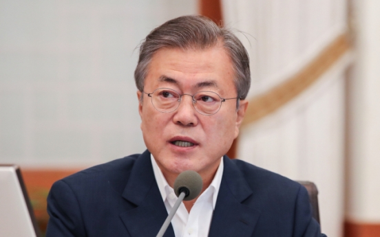 Moon calls on opposition parties to drop partisan politics