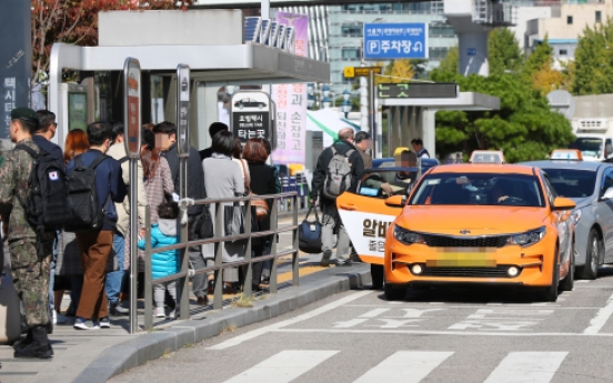 Seoul taxis to accept QR code payments from January