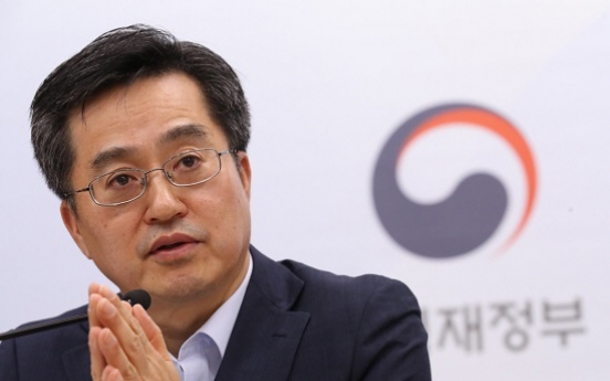 'Korean economy to face rising economic uncertainties next year'