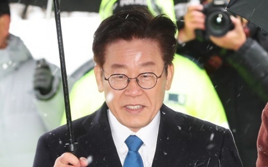 Gyeonggi governor questioned over multiple charges