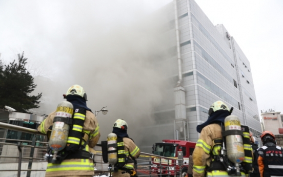 Fire causes abrupt network blackout in Seoul