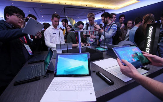 Samsung sells 110,000 units of convertible laptops at home