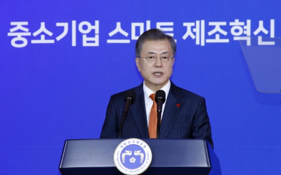 President Moon calls for innovation in slumping manufacturing sector