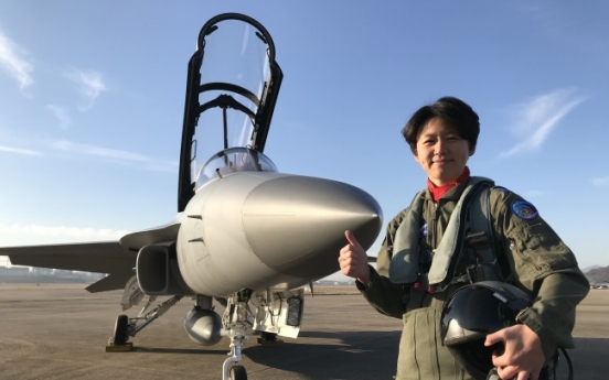 Female Air Force officer groomed to be 'test pilot'