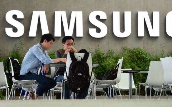 Samsung 4Q profit suffers from declining chip sales