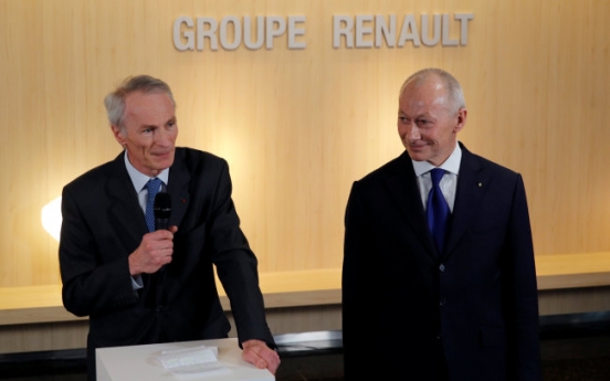 Renault names Bollore CEO, Senard chairman: statement