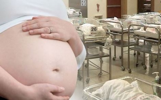 Nearly half of mothers giving first birth had C-sections in 2017