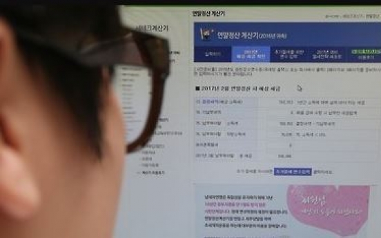 Foreigners baffled by complex process for year-end tax settlement