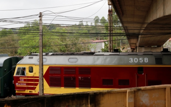 N. Korean leader's train heads north without stopping in Beijing