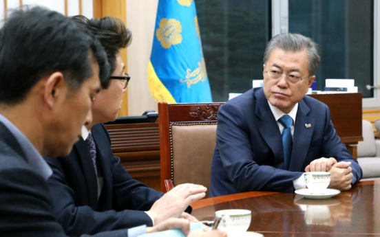 Moon calls for extraordinary measures to fight fine dust pollution