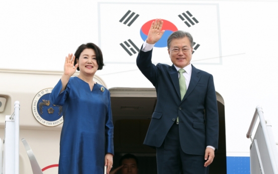 S. Korea's Moon wraps up Brunei visit, heads to Malaysia