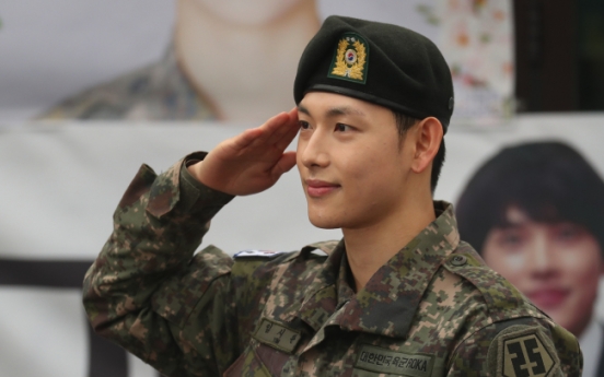 Actor Im Si-wan discharged from military, set for new TV series