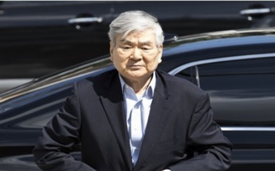 The shameful fall of Korean Air chairman