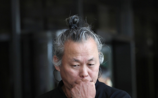 Director Kim Ki-duk lodges w1b damages suit against actress, broadcaster