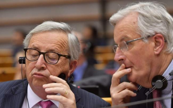 Juncker vows EU to work 'to last moment' for Brexit deal