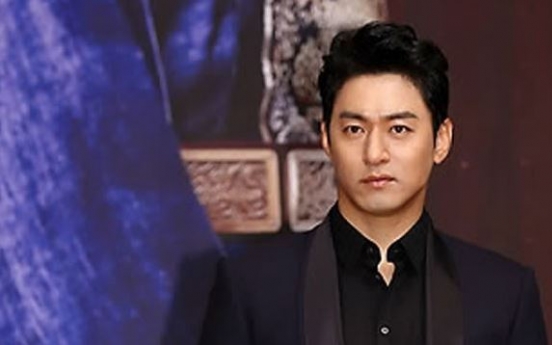 Actor Joo Jin-mo announces plan to marry medical doctor in June