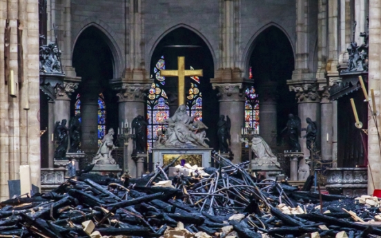 Shared grief and memories make Notre Dame a unifier online