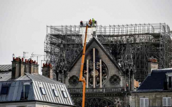 All Notre-Dame paintings to be removed as officials head inside