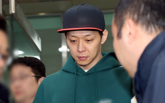 [Newsmaker] Police seek arrest warrant for singer Park Yoo-chun over drug allegations