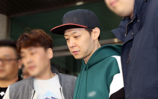 [Newsmaker] Singer Park Yoo-chun to retire from showbiz over suspected meth use