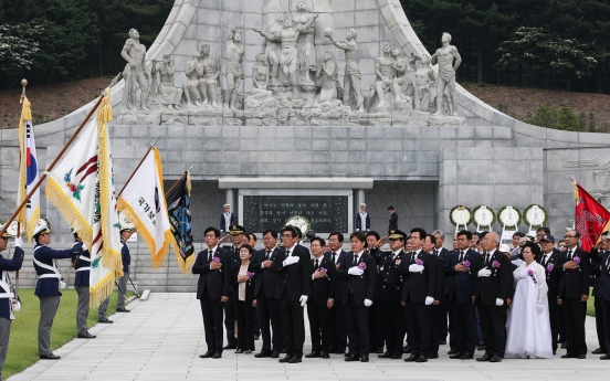 [Photo News] Families of veterans and patriots mark Memorial Day