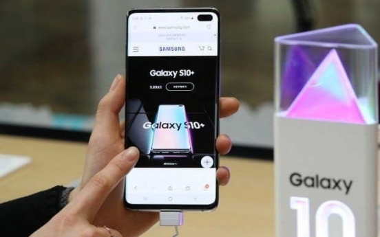 Samsung Display maintains formidable lead in smartphone display market in Q1