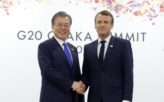 Macron promises France’s support for Moon’s peace drive