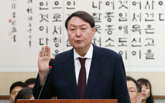 Moon likely to go ahead with appointment of top prosecutor