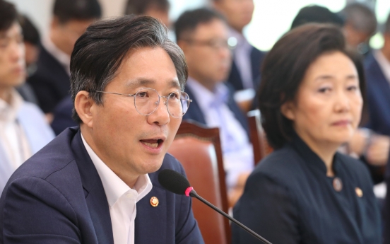 S. Korea begins process of excluding Japan from whitelist