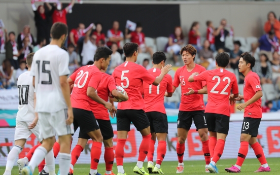 '황의조 멀티골' 벤투호, 조지아와 공방 끝에 2-2 무승부(종합)