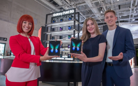 Galaxy Fold sailing smoothly toward new foldable market