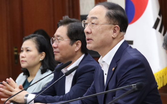 Finance minister urges cautious approach on S. Korea’s WTO status