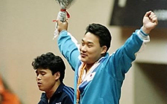 S. Korean wins gold at youth weightlifting competition in Pyongyang