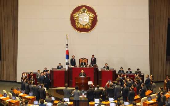 Assembly convenes to deal with election, prosecution bills