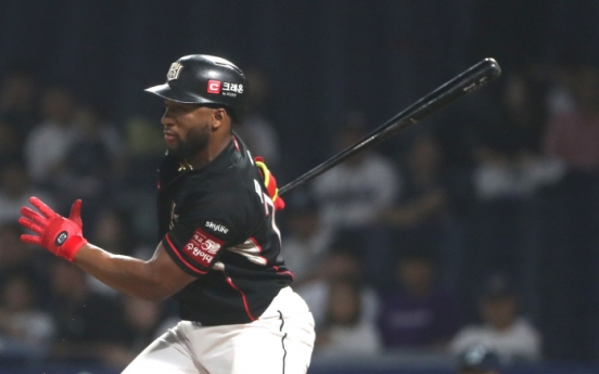 KBO club Wiz re-sign outfielder Mel Rojas Jr.