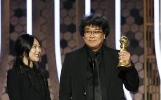 Bong Joon-ho's interpreter wows US film industry amid award-winning rally of 'Parasite'