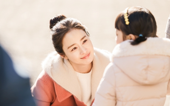 Kim Tae-hee returns to small screen as ghost mom in ‘Hi Bye, Mama!’