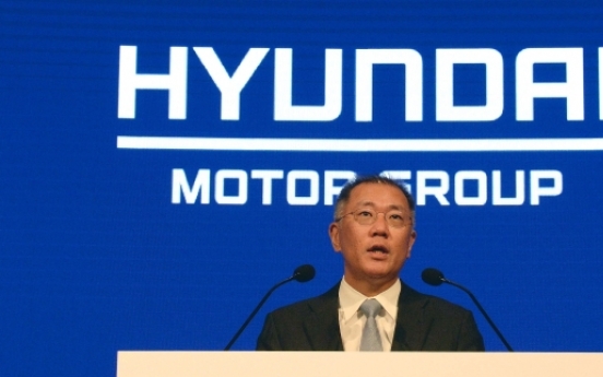 Hyundai heir apparent buys Hyundai Motor, Mobis stocks to boost prices