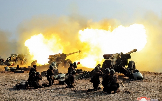 N. Korean leader attends artillery fire competition